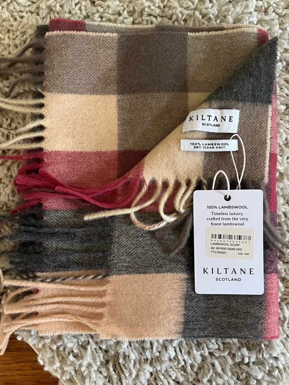 NWT beautiful Kiltane Scotland 100% Lambswool Plaid Fringe Scarf-Pink, Tan, Gray